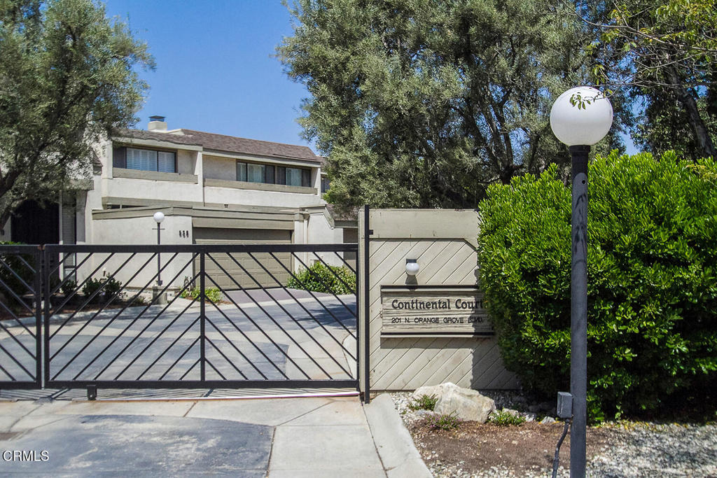 201 N Orange Grove Boulevard 511