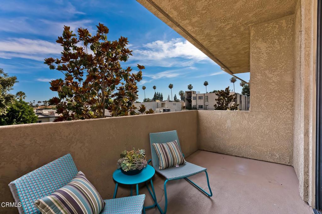 221 S Oak Knoll Avenue 304