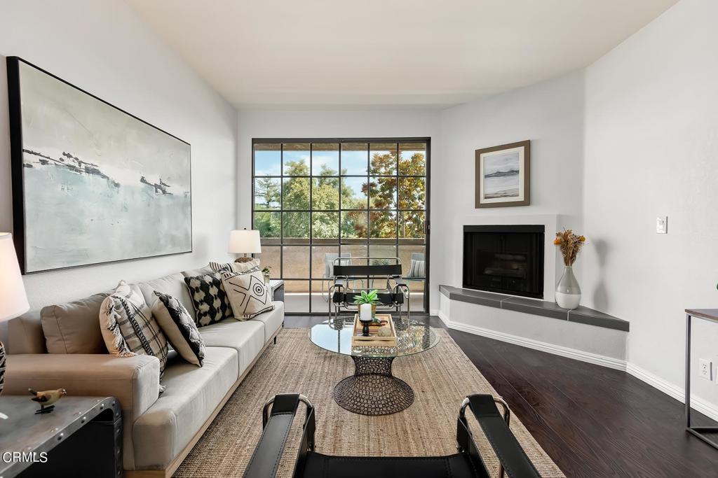 221 S Oak Knoll Avenue 304