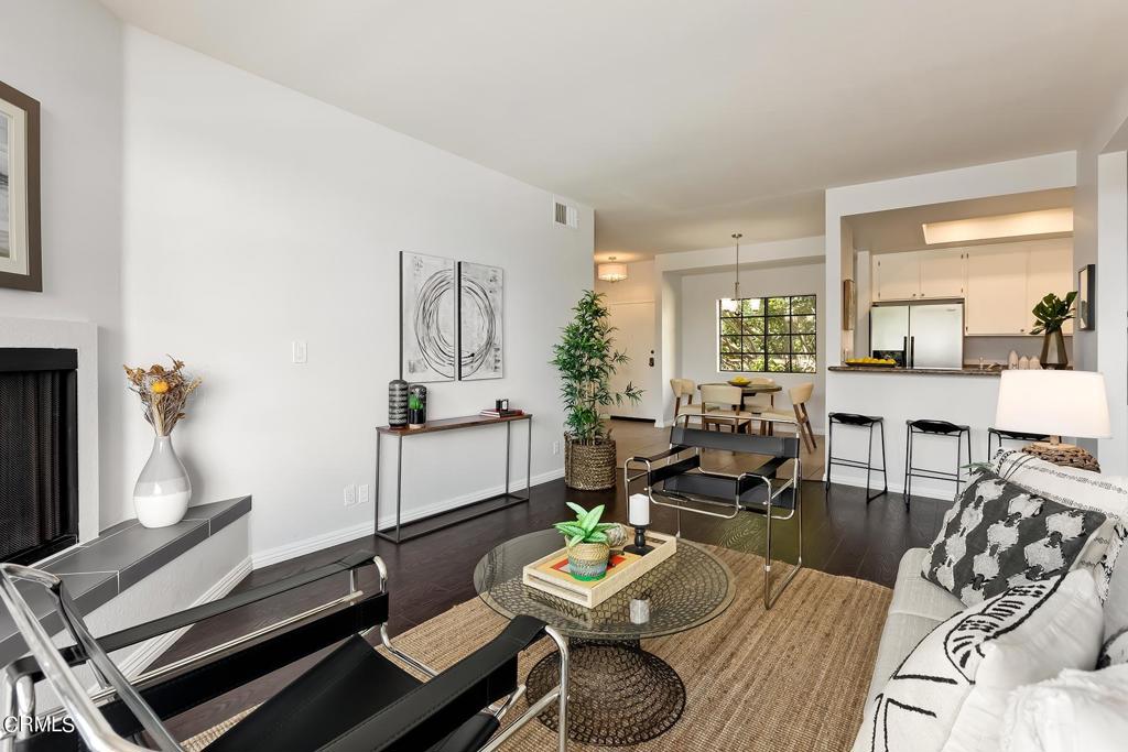 221 S Oak Knoll Avenue 304
