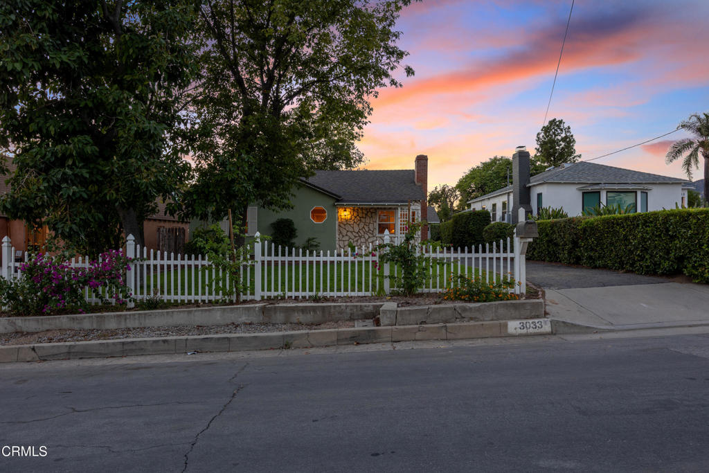3033 Glen Avenue