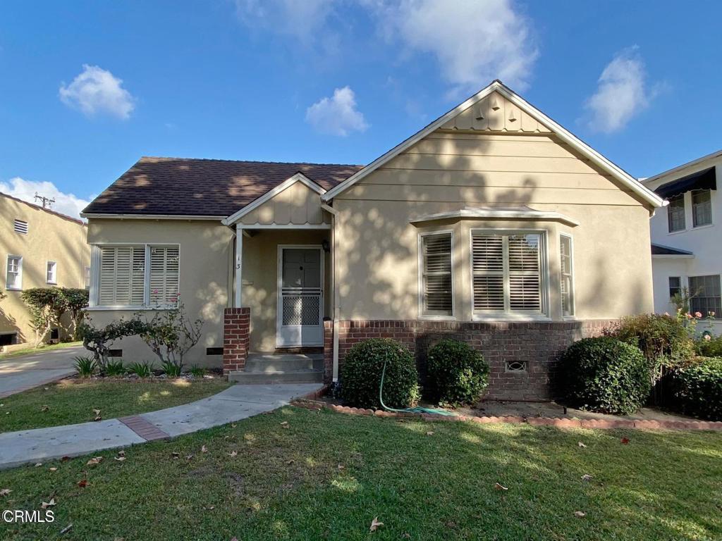 13 Halsted Circle