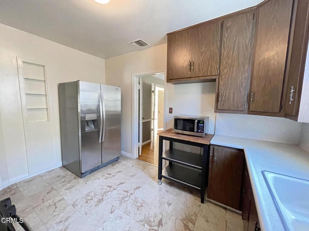13 Halsted Circle