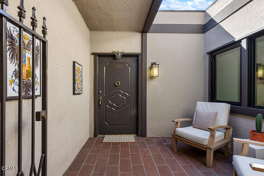 480 S Orange Grove 1
