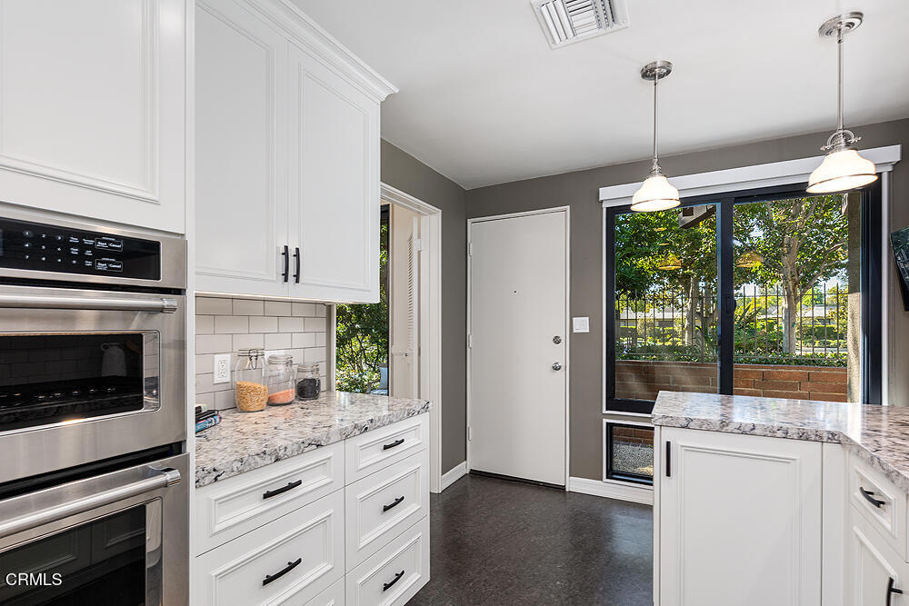 480 S Orange Grove 1