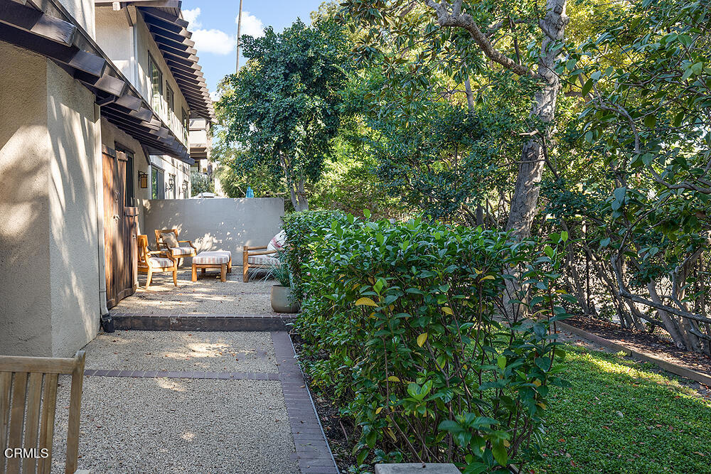 480 S Orange Grove 1