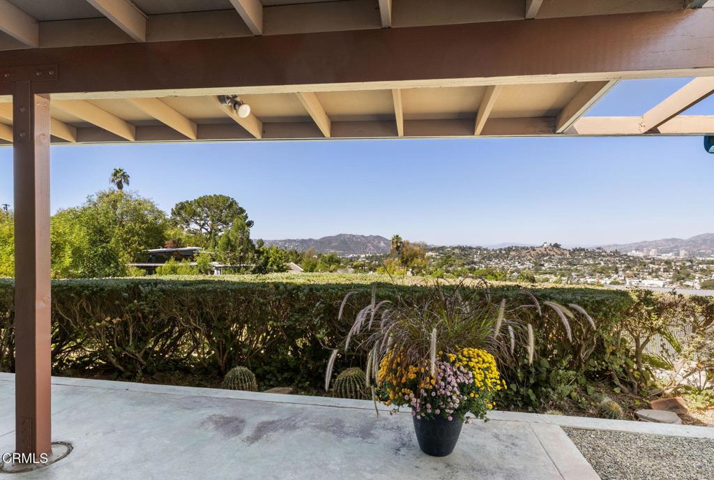 1105 Olancha Drive