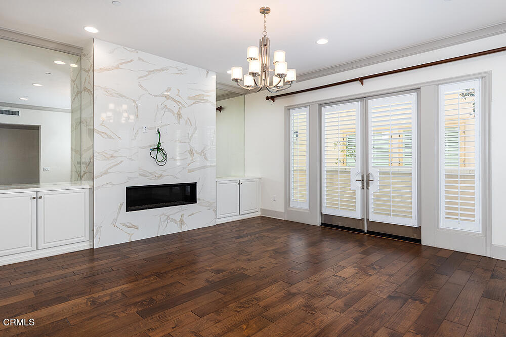 110 S Orange Grove Boulevard 106