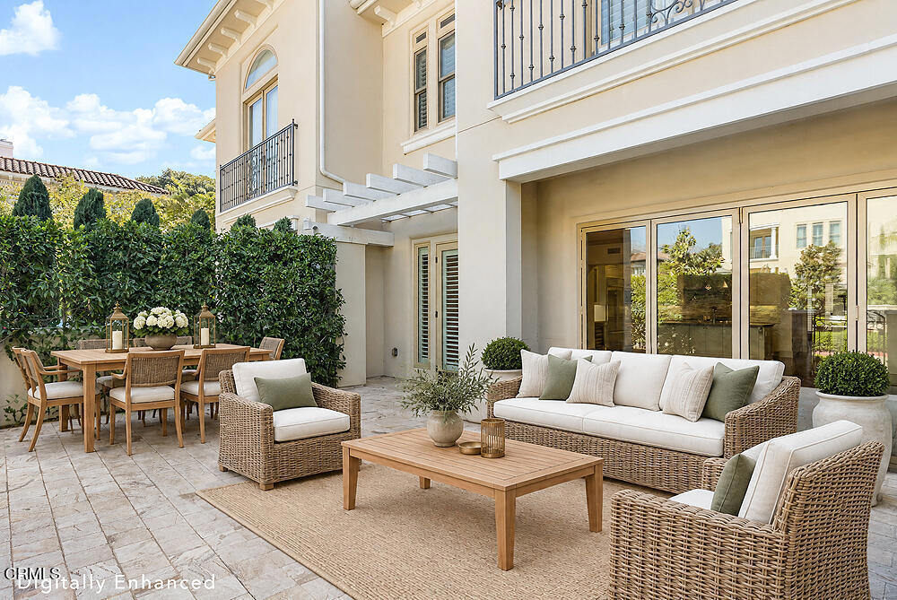 110 S Orange Grove Boulevard 106