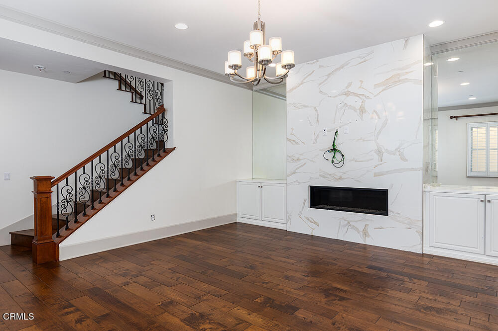110 S Orange Grove Boulevard 106