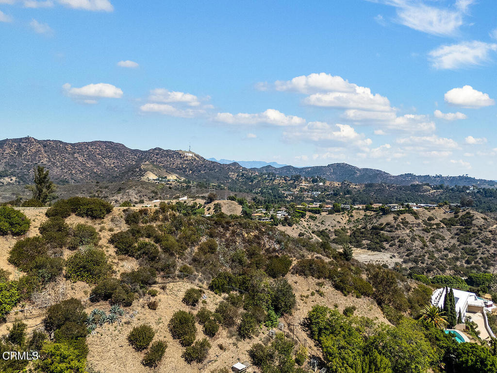 6936 Pacific View Drive