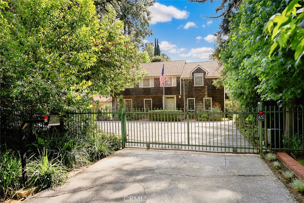 85 S San Rafael Avenue