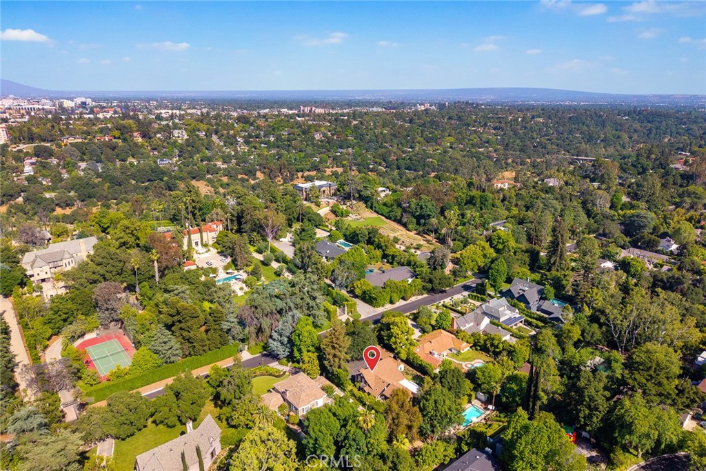 85 S San Rafael Avenue