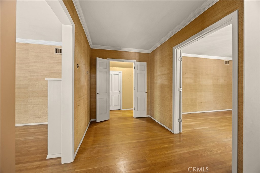 85 S San Rafael Avenue