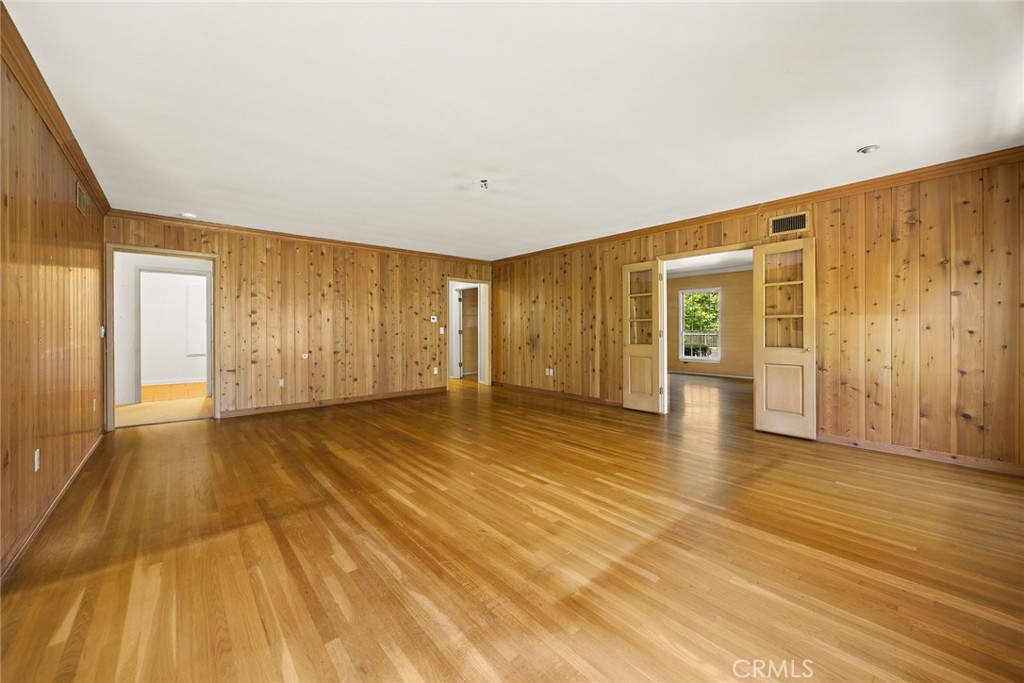 85 S San Rafael Avenue