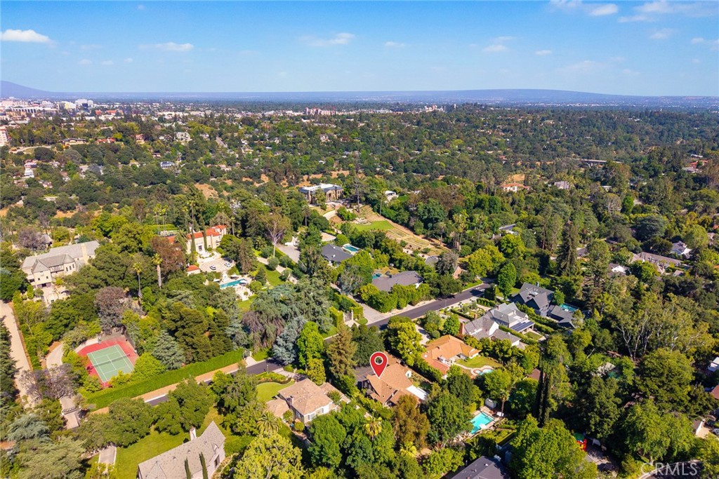 85 S San Rafael Avenue