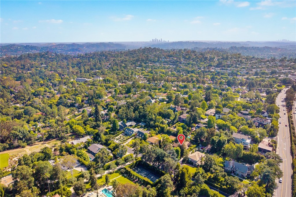 85 S San Rafael Avenue