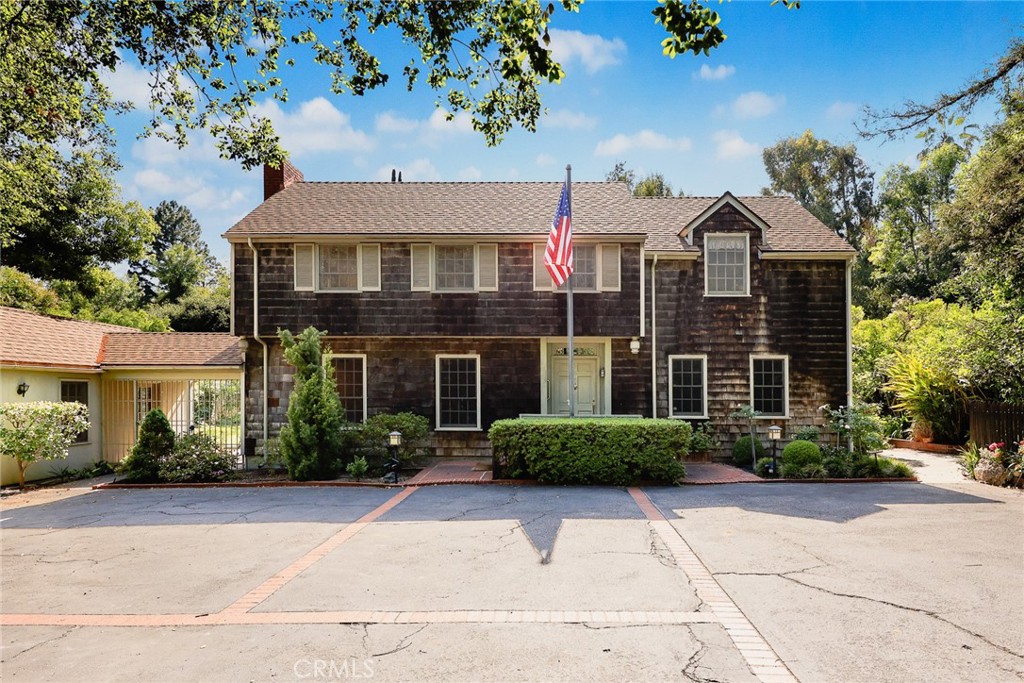 85 S San Rafael Avenue