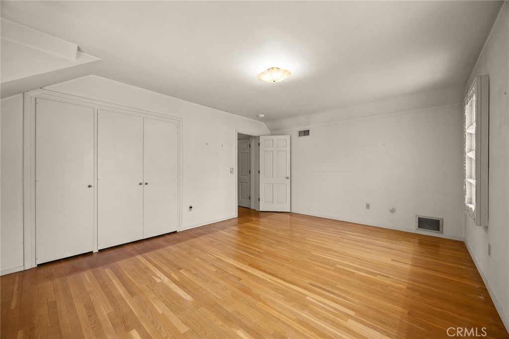 85 S San Rafael Avenue