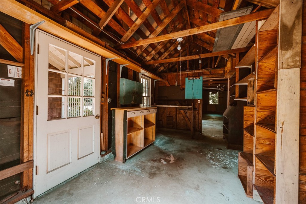 85 S San Rafael Avenue