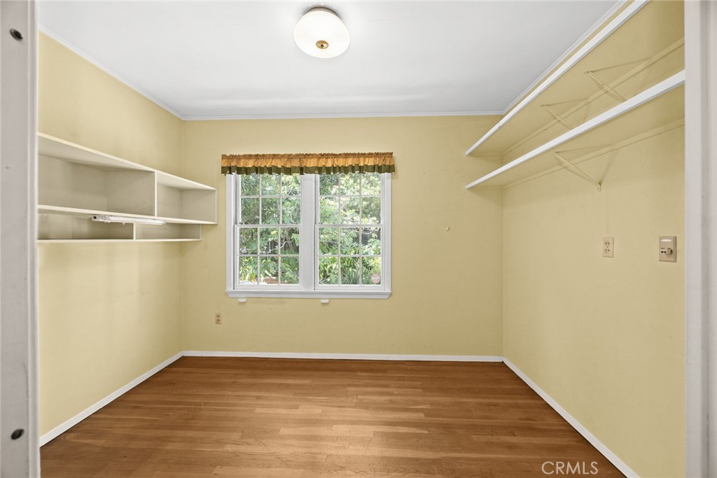 85 S San Rafael Avenue