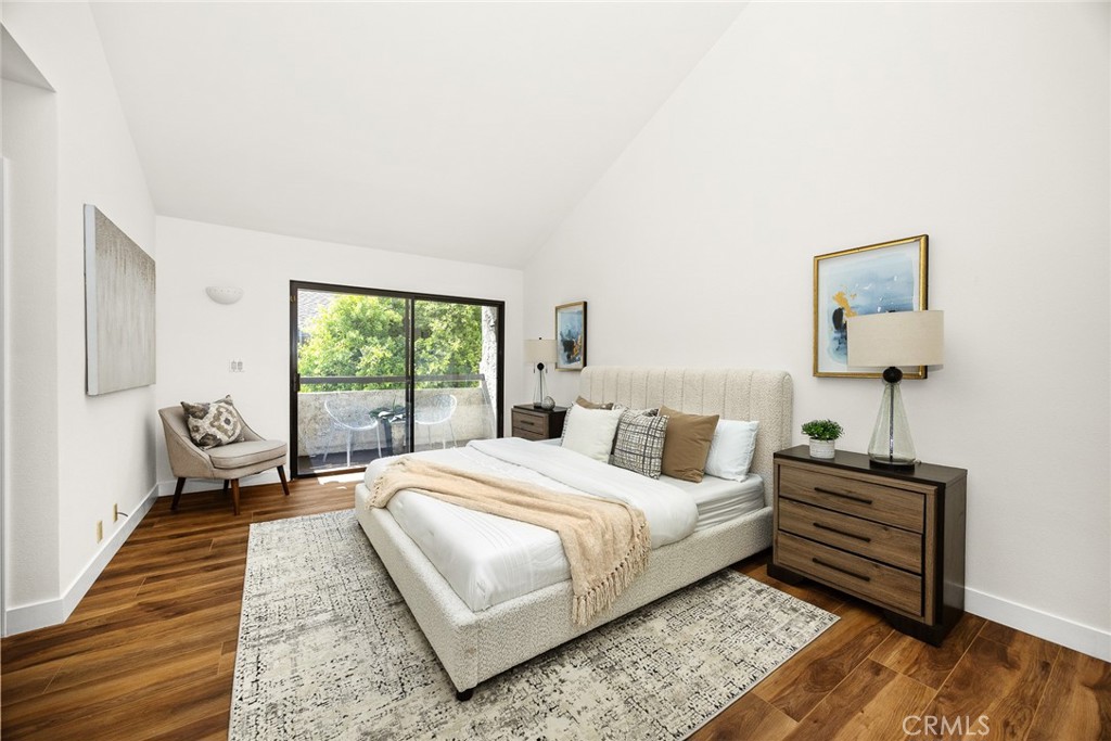 458 W Huntington Drive B