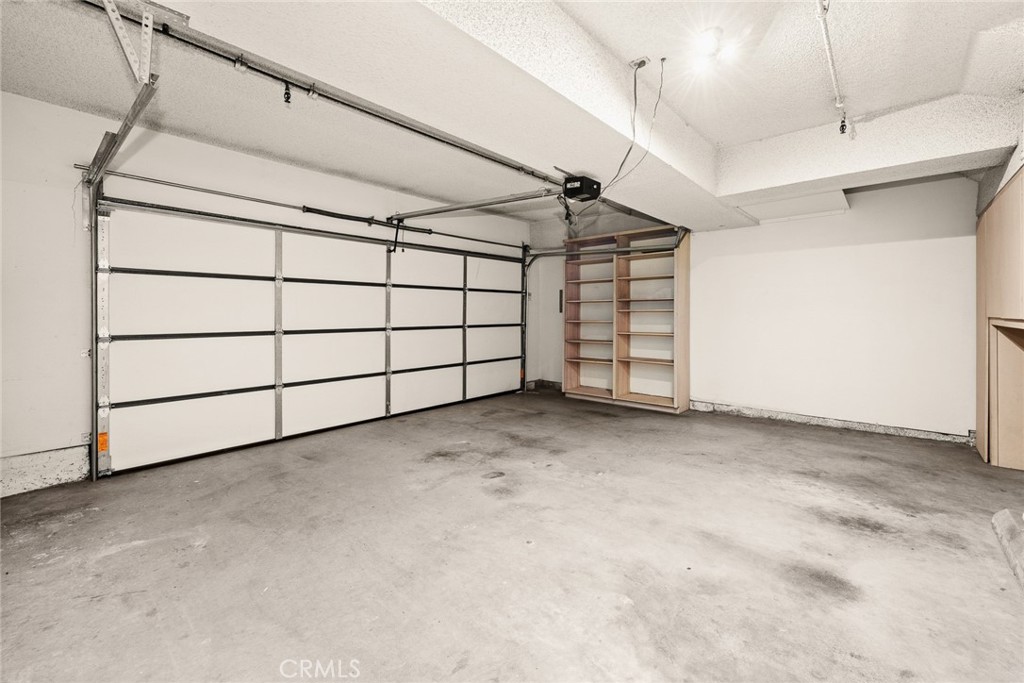 458 W Huntington Drive B