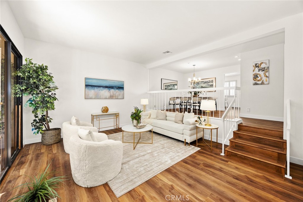 458 W Huntington Drive B