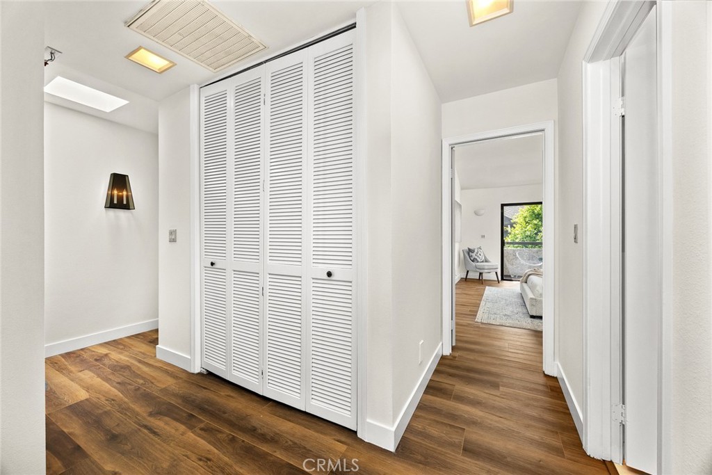 458 W Huntington Drive B