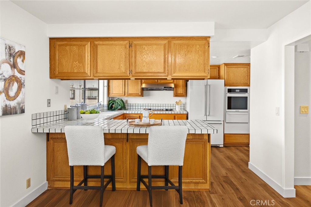 458 W Huntington Drive B