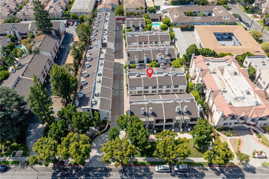 458 W Huntington Drive B