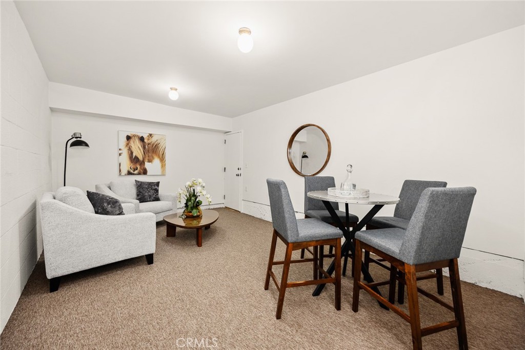 458 W Huntington Drive B