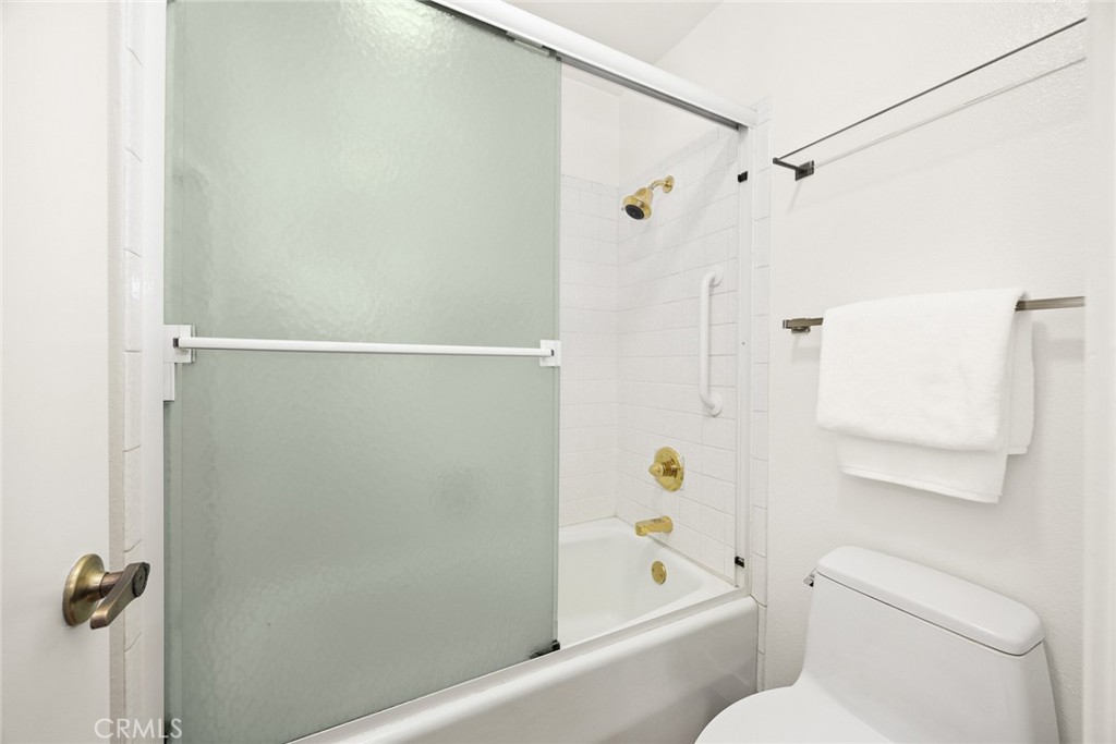 458 W Huntington Drive B