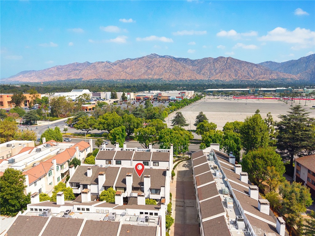 458 W Huntington Drive B