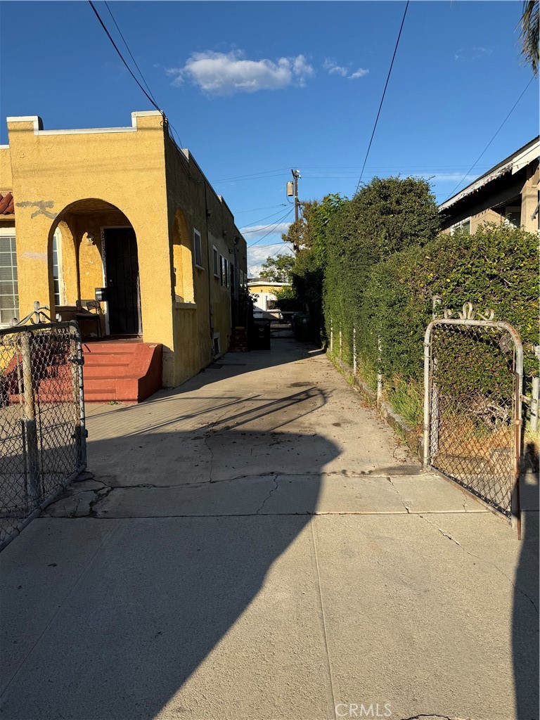 2731 E. Malabar