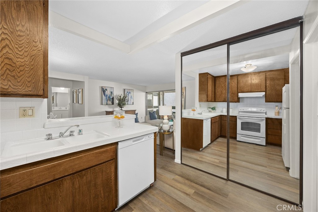 360 S Euclid Avenue S 219