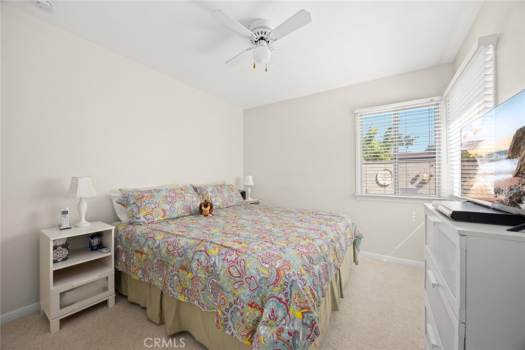 6114 N Burton Avenue N