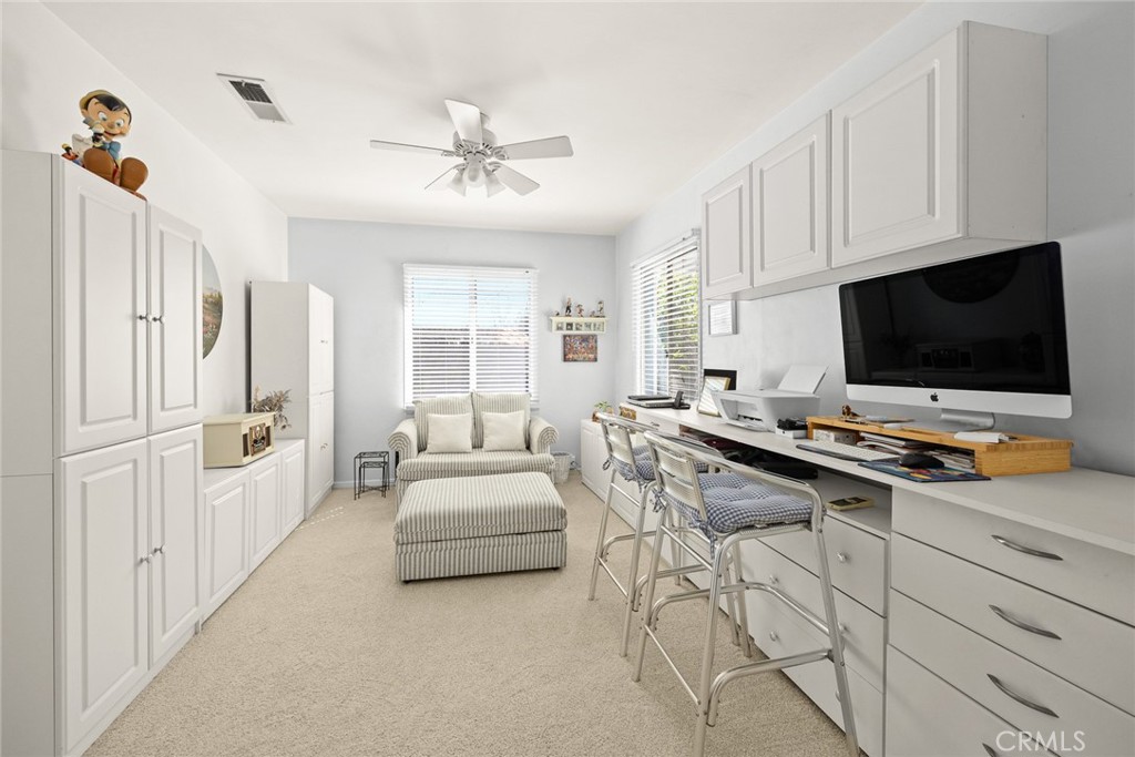 6114 N Burton Avenue N