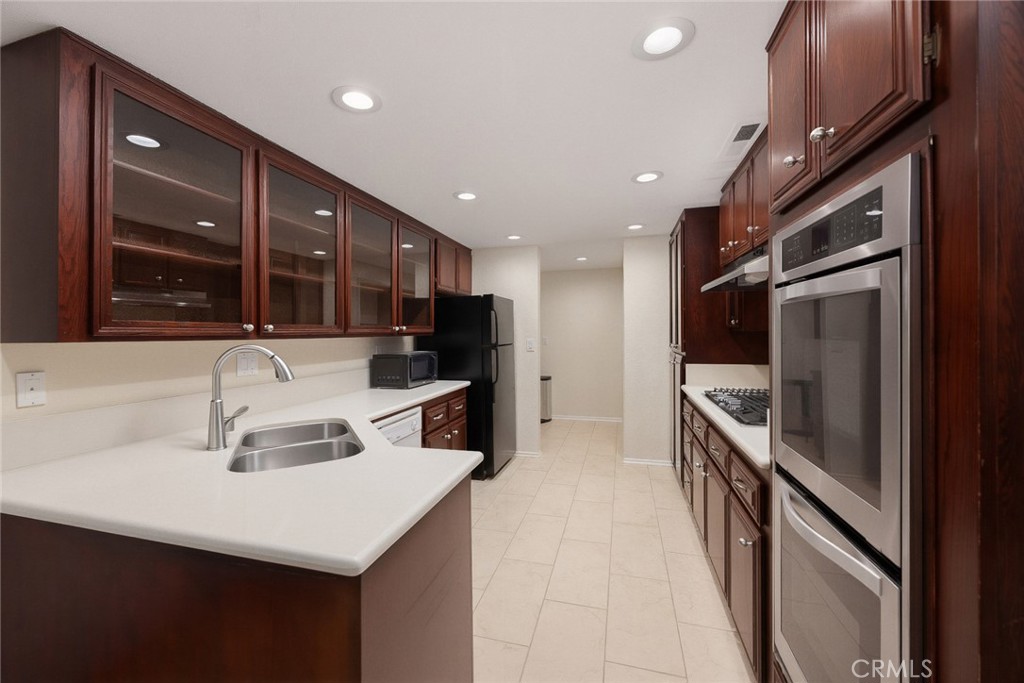 81 W Montecito Avenue