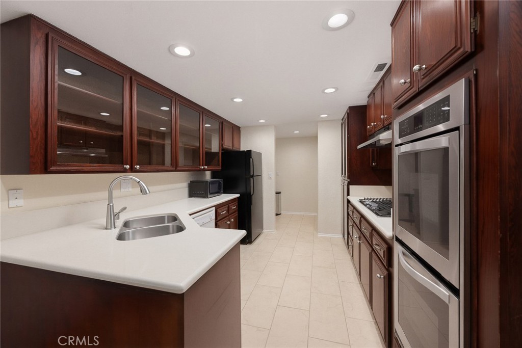 81 W Montecito Avenue