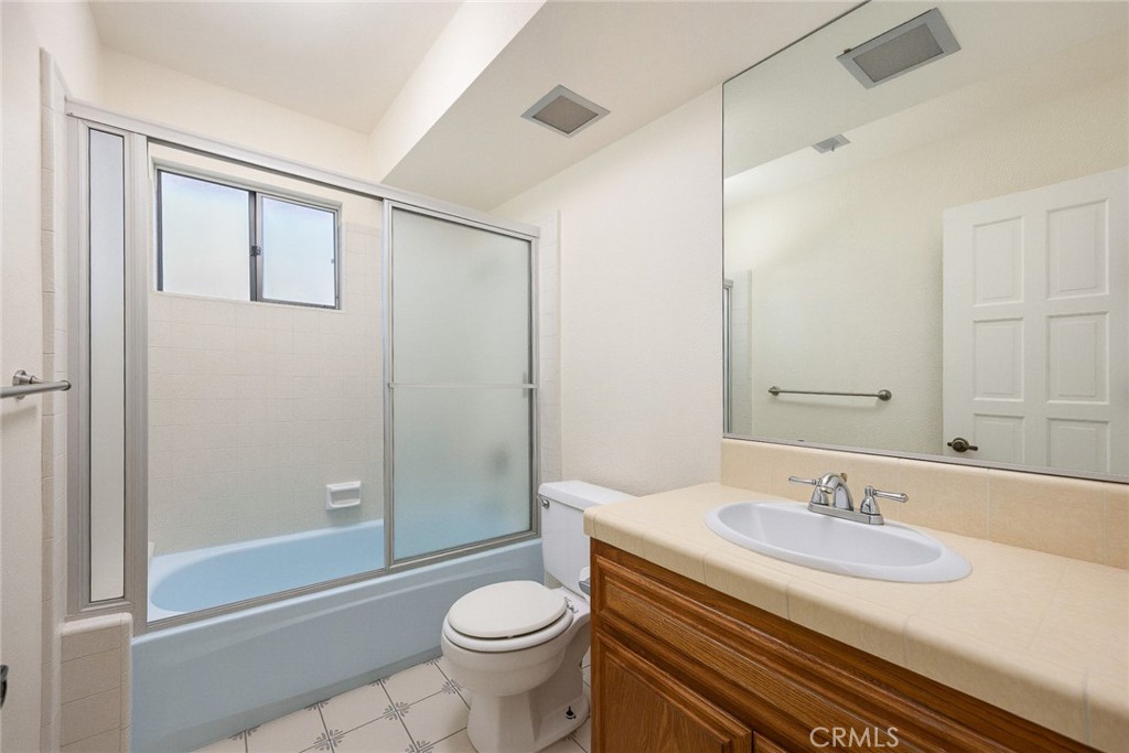81 W Montecito Avenue