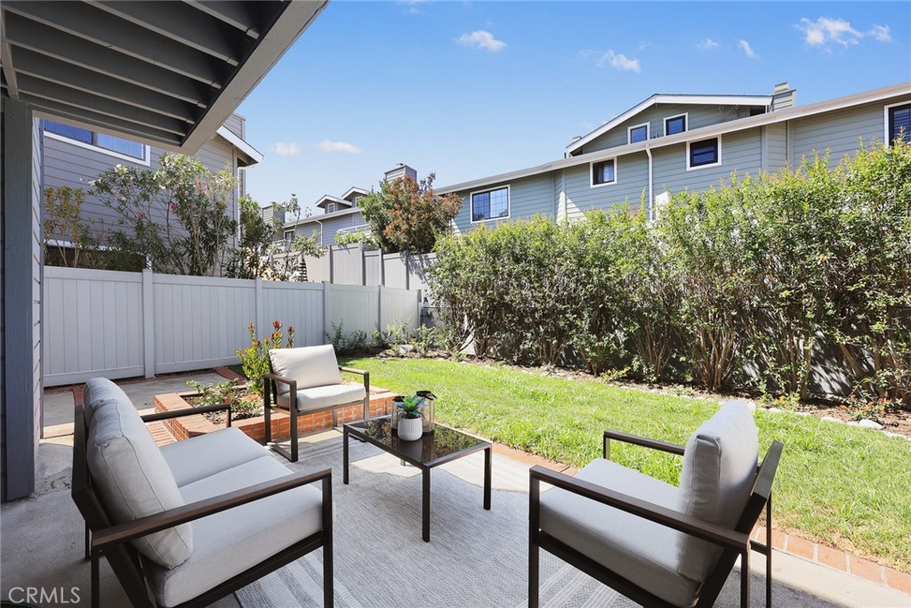 1518 Creekside Court A