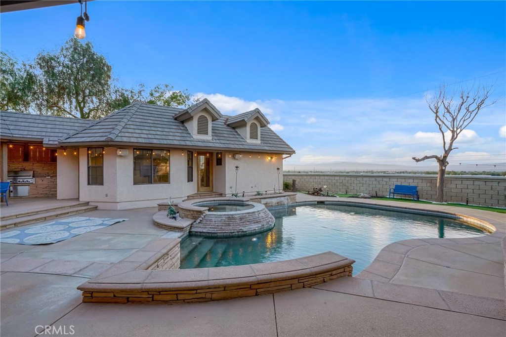 3249 Camino Hermanos