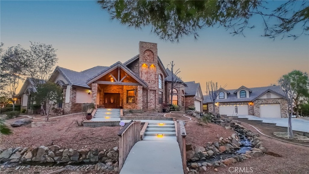 3249 Camino Hermanos