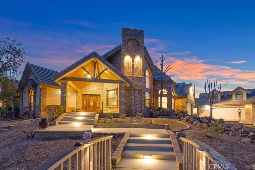 3249 Camino Hermanos