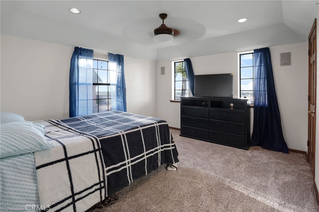 3249 Camino Hermanos