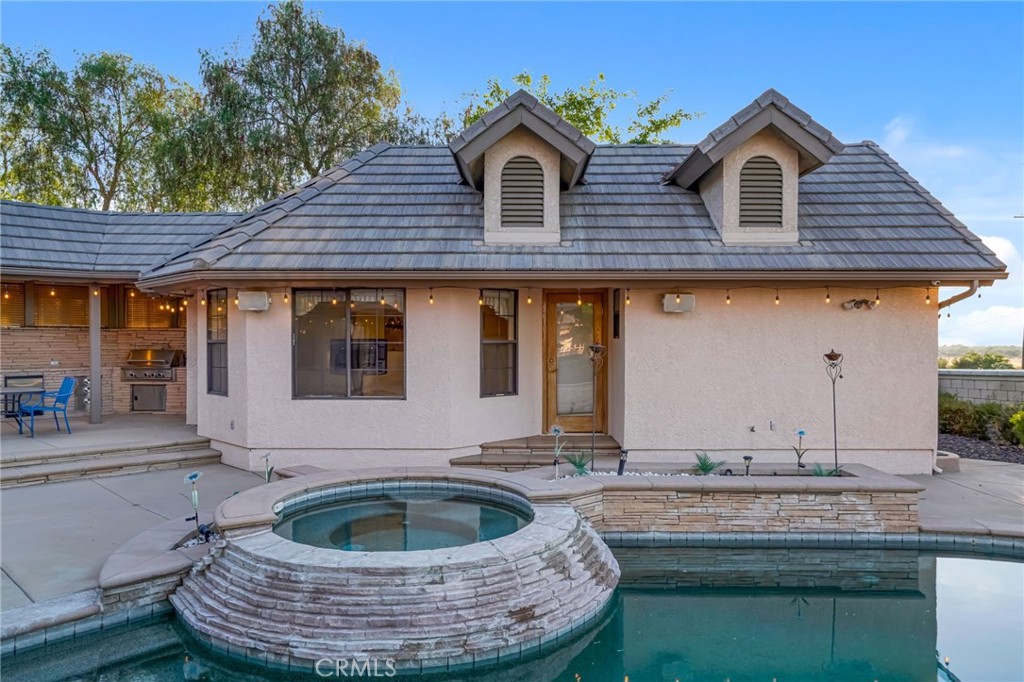 3249 Camino Hermanos