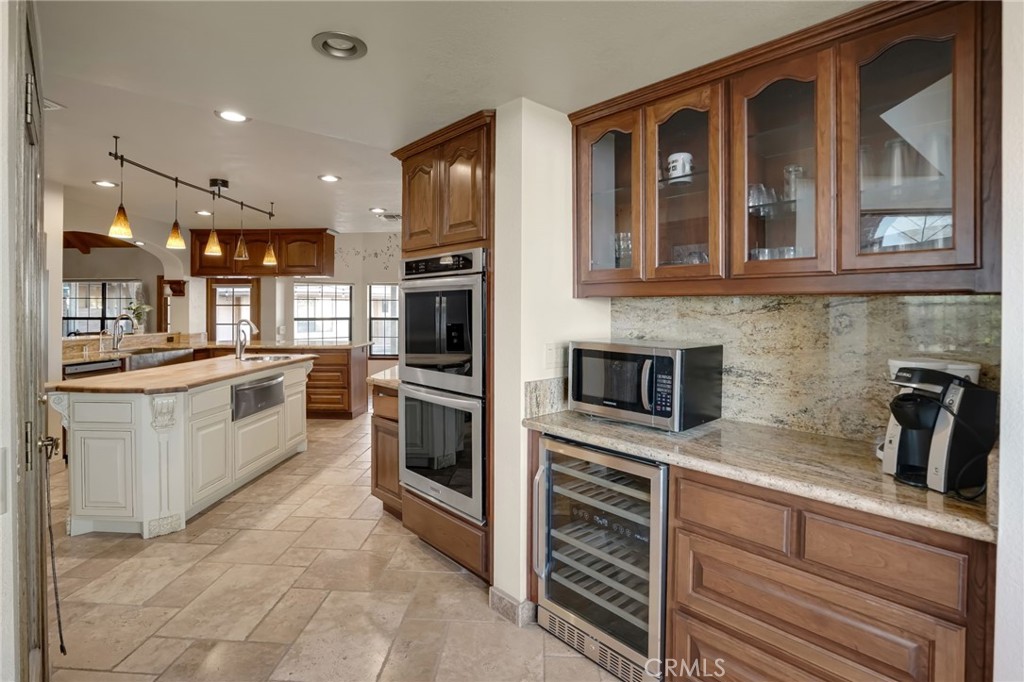 3249 Camino Hermanos