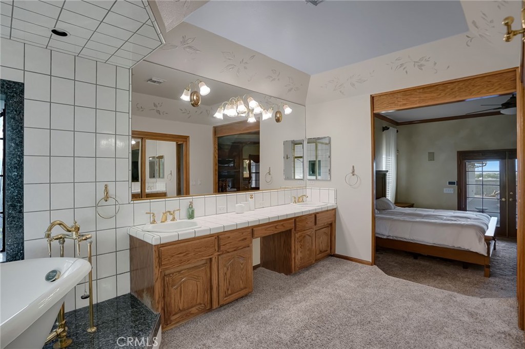 3249 Camino Hermanos
