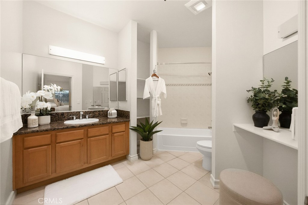 501 E Del Mar Boulevard 109